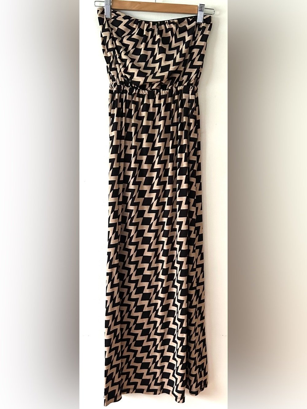 Strapless dress
